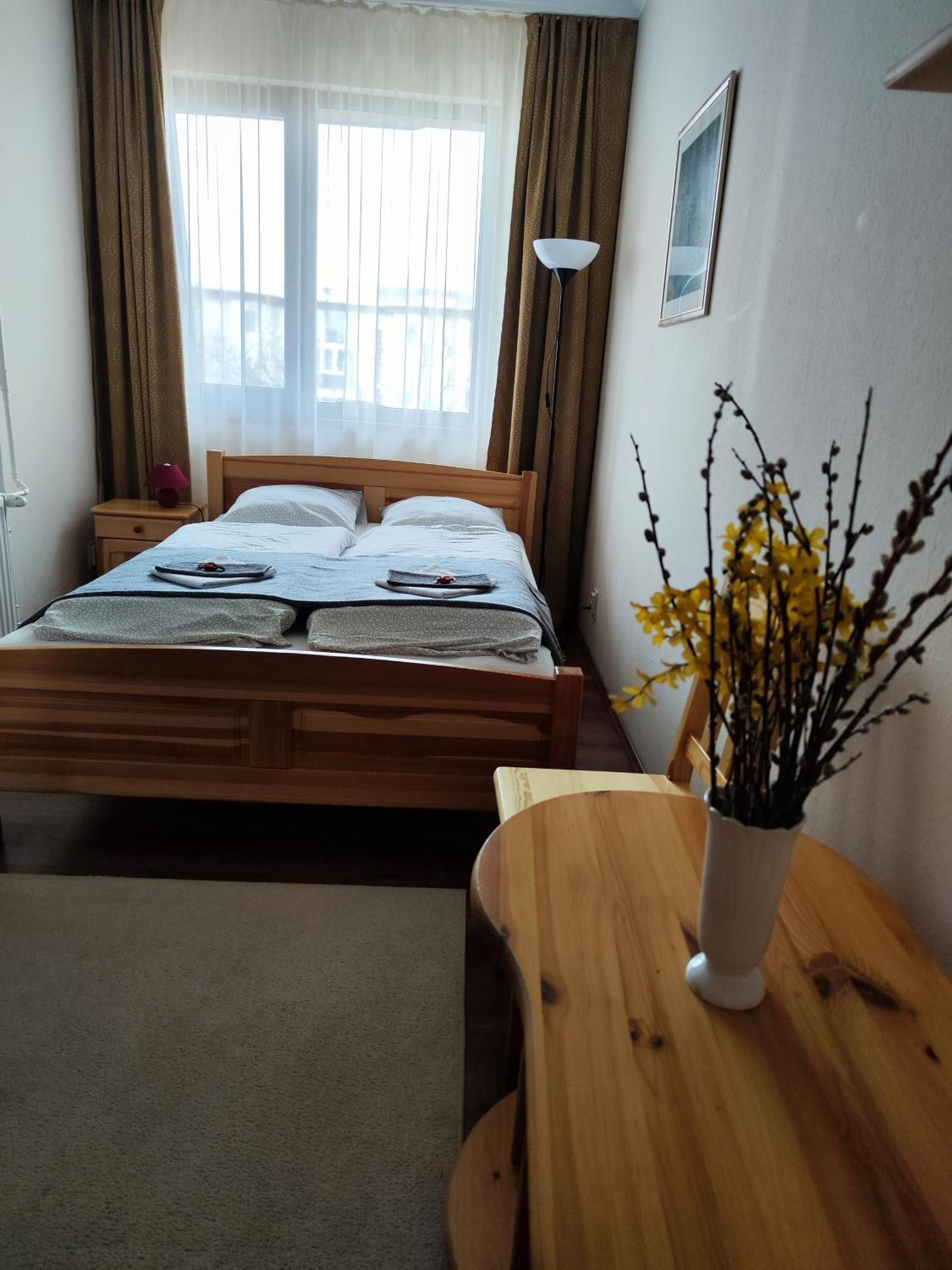Апартаменти St. Benedek Apartmanlakas Мезйокйовешд Екстер'єр фото