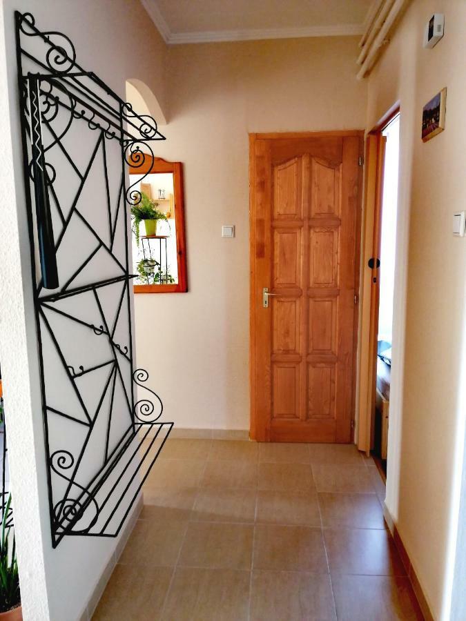 Апартаменти St. Benedek Apartmanlakas Мезйокйовешд Екстер'єр фото